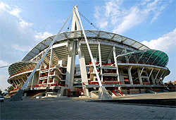 Стадионы Мира